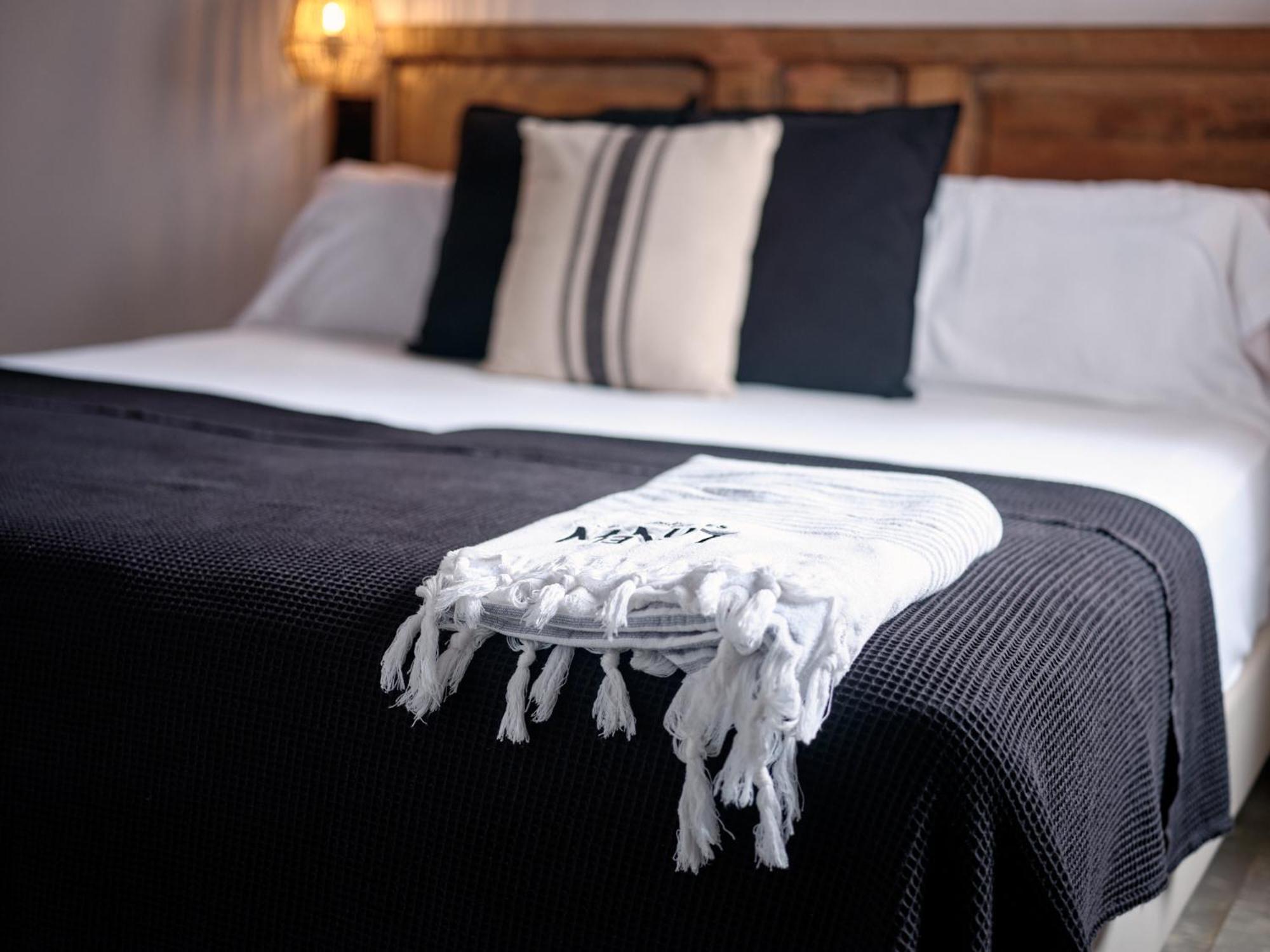 Hostal Boutique Es Menut Tossa de Mar Zewnętrze zdjęcie